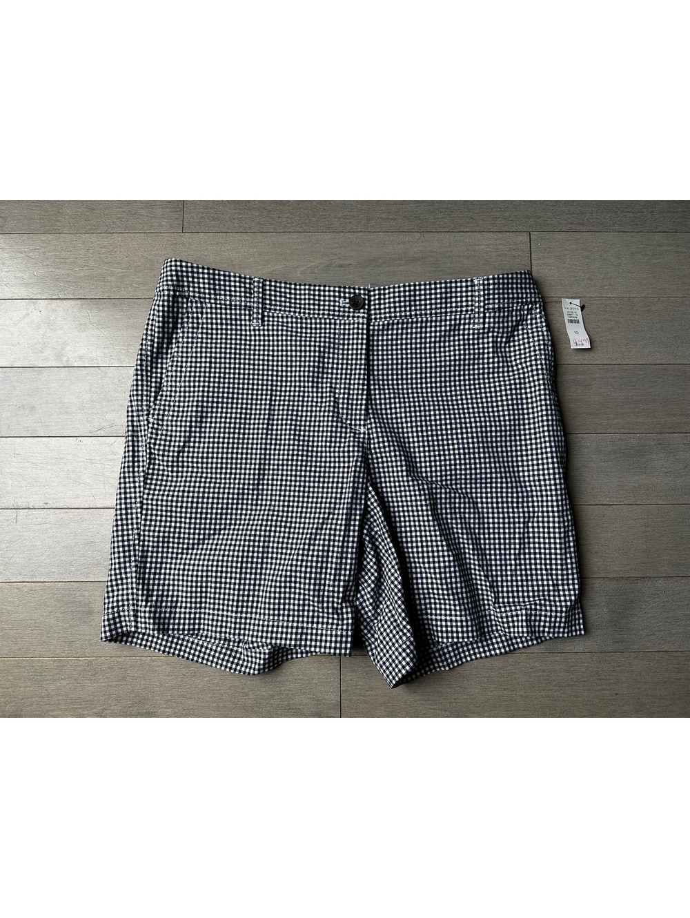 Women’s Talbots 7" Relaxed Chino Shorts Size 10 Black and White Gingham NWT